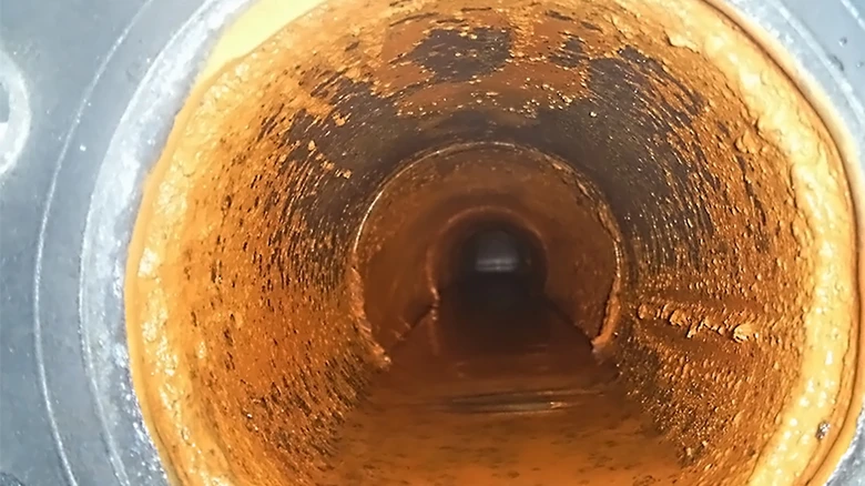 Zakalená vnitřní strana potrubí s manganem