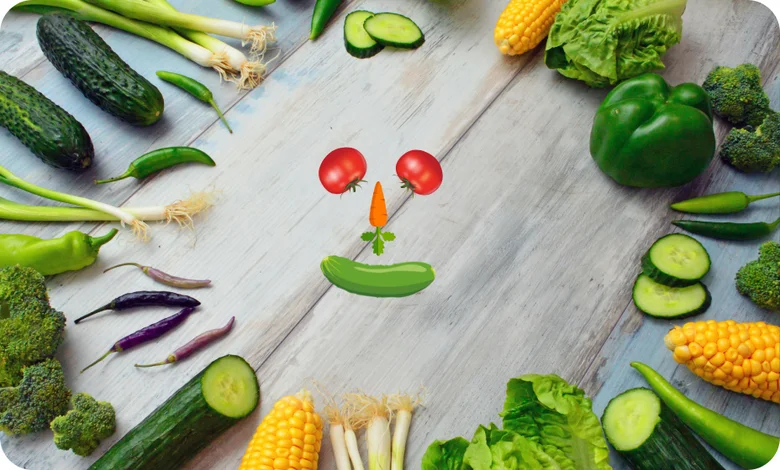Vegetable face z mrkve, rajčat a okurky