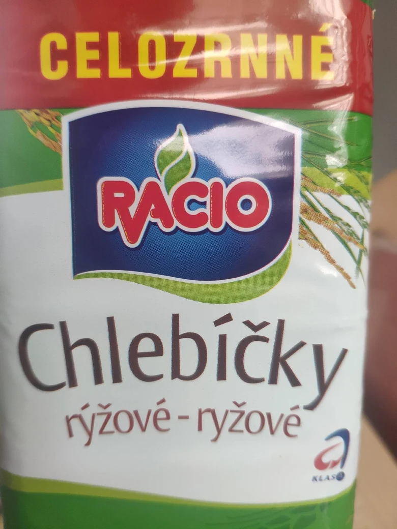 Balíček rýžových chlebíčků značky Racio s označením celozrnné